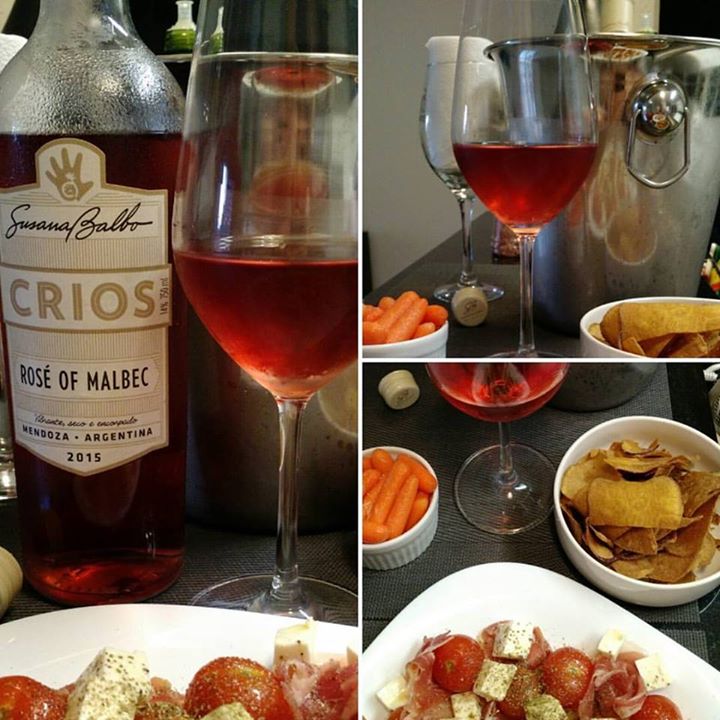 Nem branco, nem tinto. Na medida certa do Rosé. …